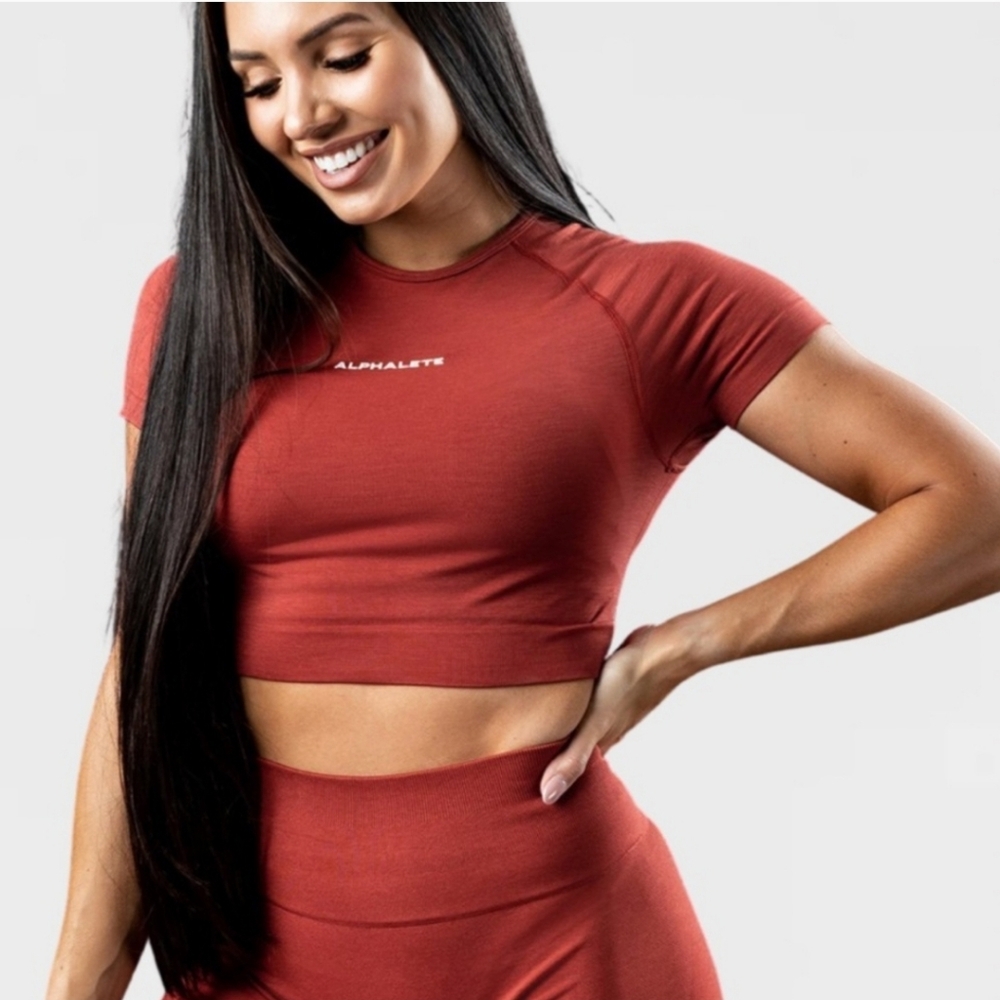 Alphalete Women's Amplify Short Sleeve Crop Top Workout Tee Red Size XXL - Picture 6 of 6